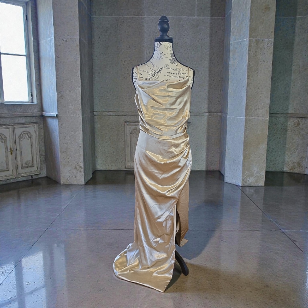 Elegant‎ Satin Maxi Dress in Gold